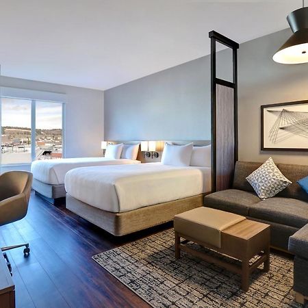 Hyatt Place Prince George Bagian luar foto