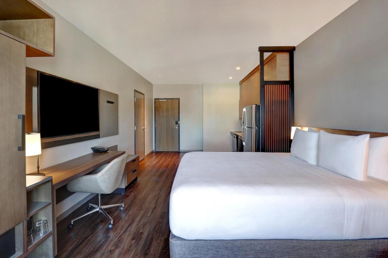 Hyatt Place Prince George Bagian luar foto