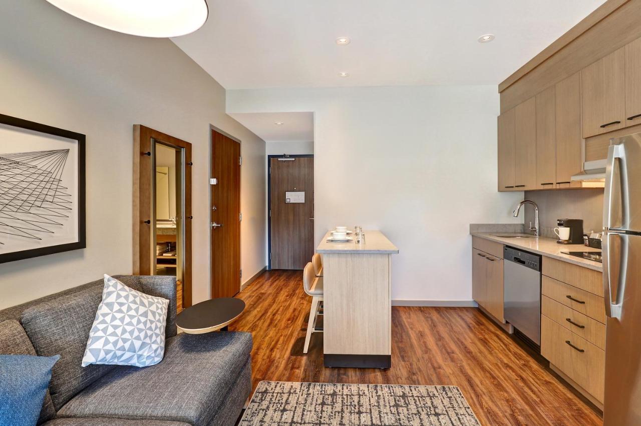 Hyatt Place Prince George Bagian luar foto
