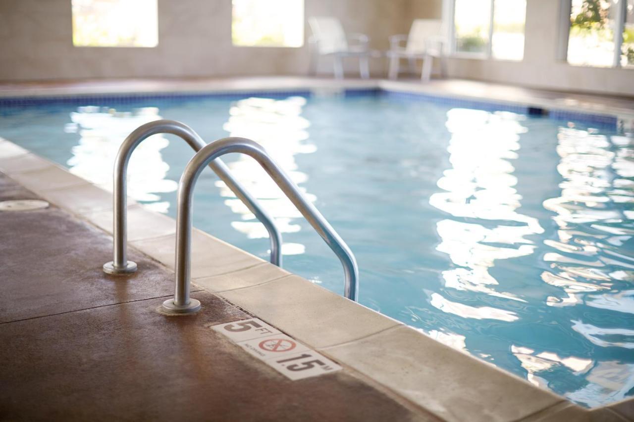 Hyatt Place Prince George Bagian luar foto